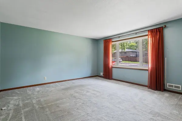 7338 Homestead AVE S, Cottage Grove, MN 55016
