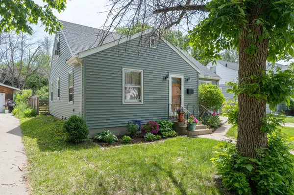 121 Winkler ST, Mankato, MN 56001