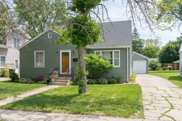 121 Winkler ST, Mankato, MN 56001
