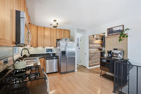 1783 Pinewood DR, Shoreview, MN 55126