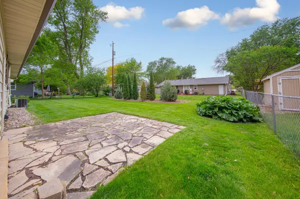219 Floral AVE, Mankato, MN 56001