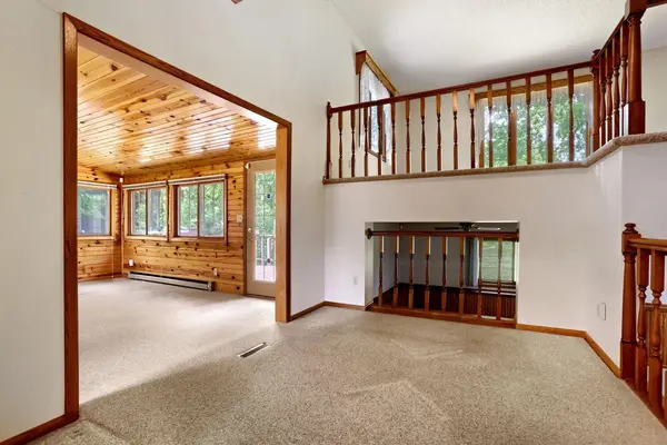26170 Galen DR, Wyoming, MN 55092