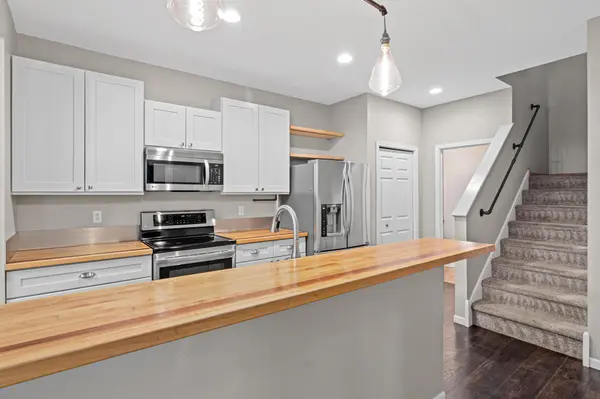 9620 Washington BLVD #1, Chanhassen, MN 55317