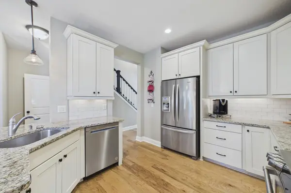 6817 Minnehaha CT, Minnetrista, MN 55331