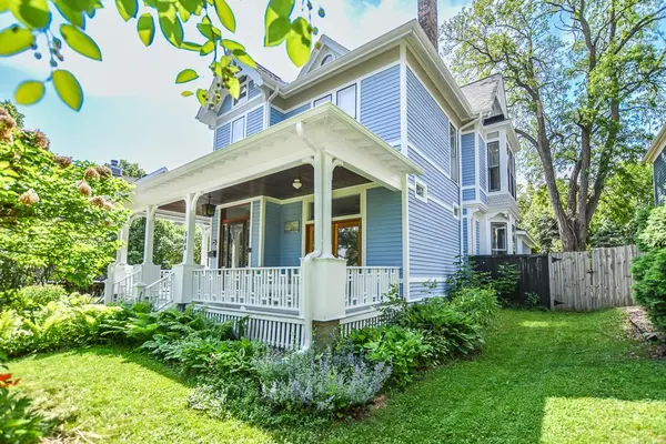 566 Marshall AVE, Saint Paul, MN 55102