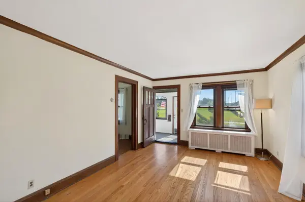 556 5th AVE S, South Saint Paul, MN 55075