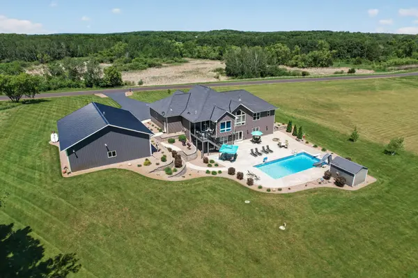 7979 117th ST NW, Annandale, MN 55302