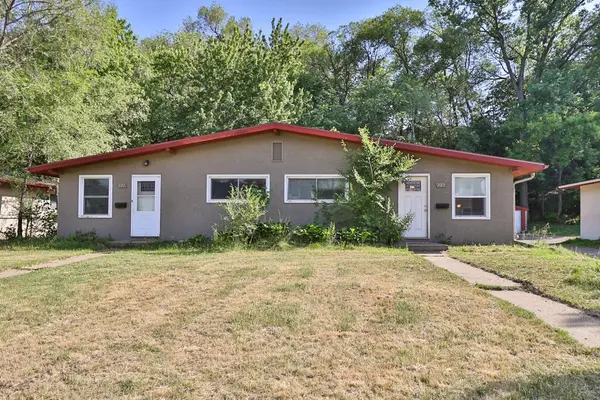 222 Buron LN, South Saint Paul, MN 55075
