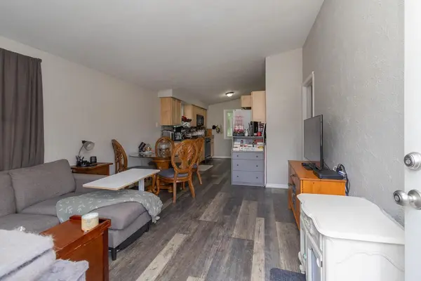222 Buron LN, South Saint Paul, MN 55075