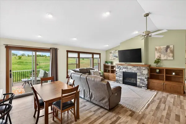 364 Prairie RD, New Richmond, WI 54017