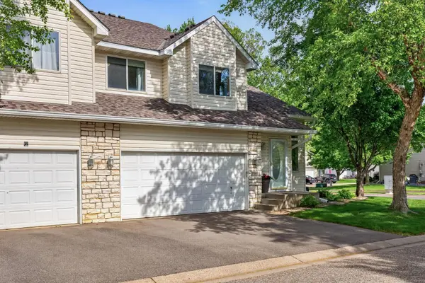 1649 Hamilton LN, Shakopee, MN 55379