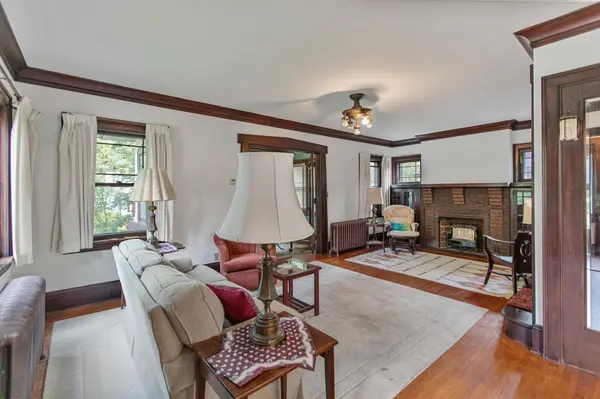 2122 Carroll AVE, Saint Paul, MN 55104