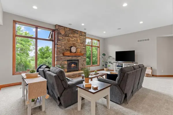 14480 Tyrol DR, Shakopee, MN 55379