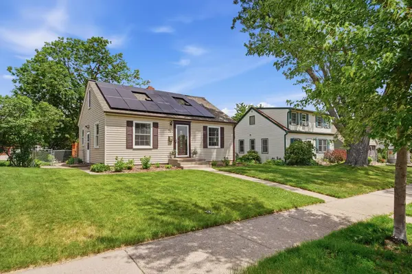 757 Nebraska AVE W, Saint Paul, MN 55117