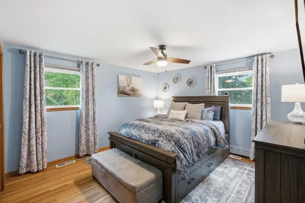 204 2nd ST NW, Fairfax, MN 55332