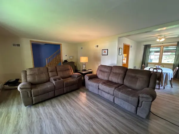 107 S Whitney ST, Marshall, MN 56258