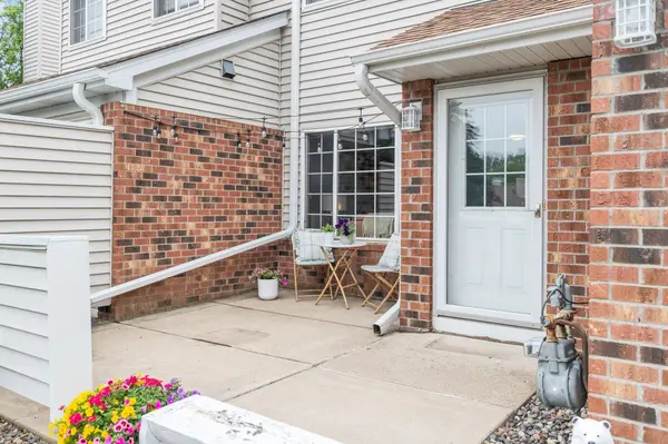 1257 Birch CT #7, White Bear Lake, MN 55110