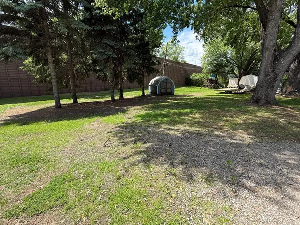 954 109th AVE NW, Coon Rapids, MN 55448