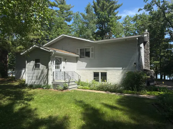 2360 Sleepy Hollow RD, Fort Ripley, MN 56449