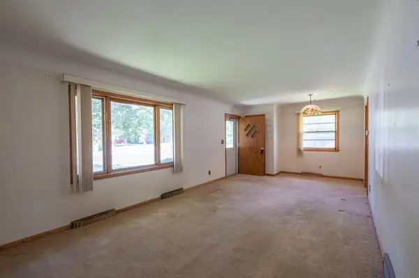 330 Linden ST N, Northfield, MN 55057