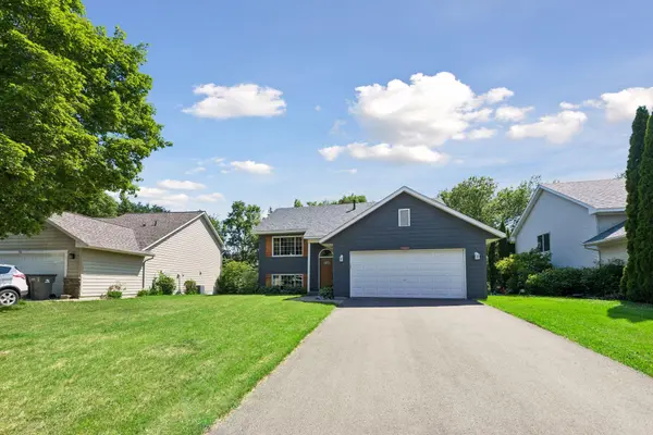 309 Wildhurst RD, Waconia, MN 55387