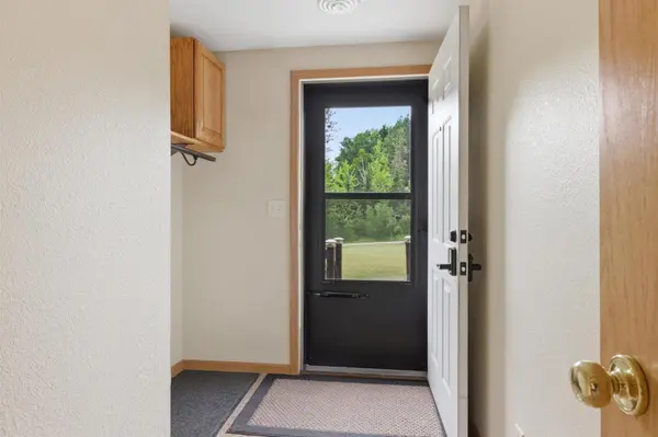 8932 Barnum Rd, Iron, MN 55751