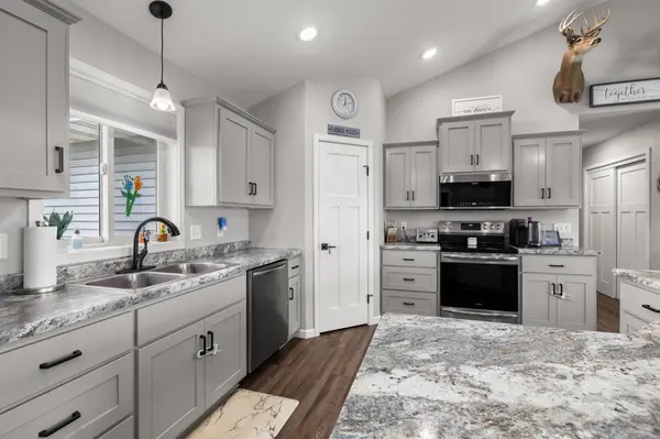 14890 Weston CIR, Little Falls, MN 56345