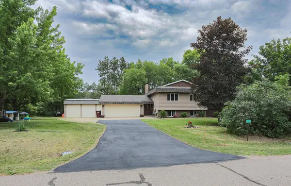15785 Upper 193rd ST E, Hastings, MN 55033