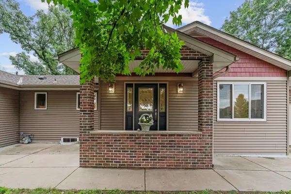 1948 149th AVE NE, Ham Lake, MN 55304