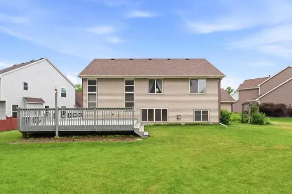 8471 Bryce CT, Inver Grove Heights, MN 55076