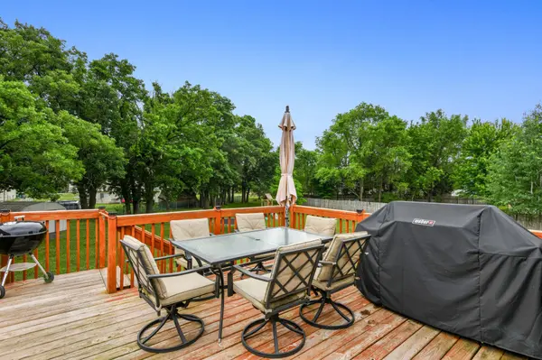 5000 Bluff RD, Big Lake, MN 55309
