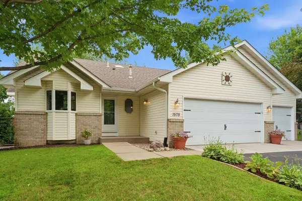 1575 Fountain LN, Waconia, MN 55387