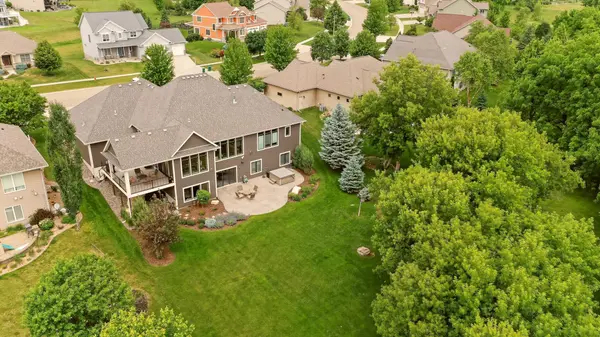 2022 Shannon Oaks BLVD NE, Rochester, MN 55906