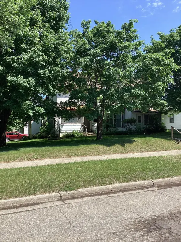 521 9th AVE W, Alexandria, MN 56308