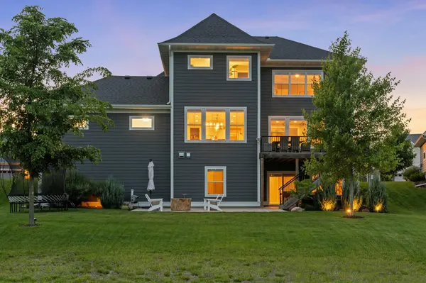 16452 Duluth TRL, Lakeville, MN 55044