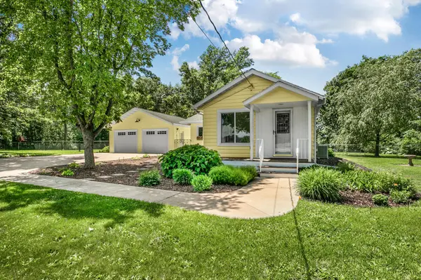 2333 N Pine Cone RD, Sartell, MN 56377
