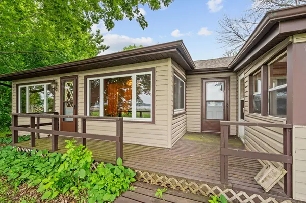 12280 Mentzer TRL, Lindstrom, MN 55045