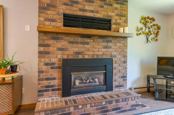 812 Spruce Grove LN NW, Bemidji, MN 56601