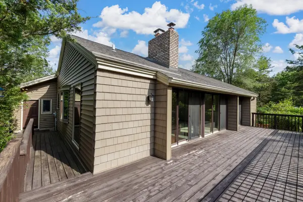 416 N Glover RD, Hudson, WI 54016