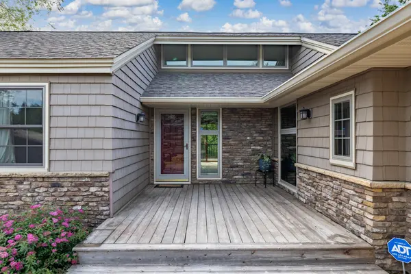 416 N Glover RD, Hudson, WI 54016