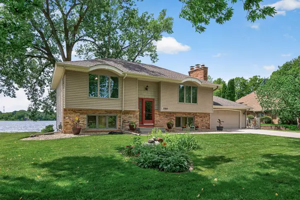 7183 Birchview RD, Maple Grove, MN 55369