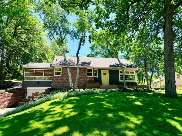 315 Fingal DR, Alexandria, MN 56308