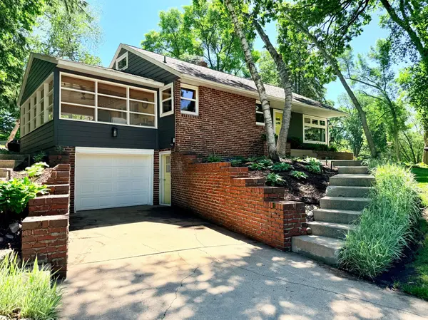 315 Fingal DR, Alexandria, MN 56308