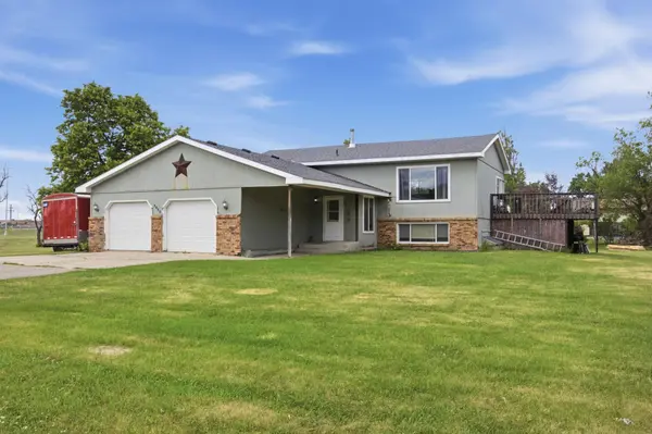 3513 41st AVE S, Fargo, ND 58104