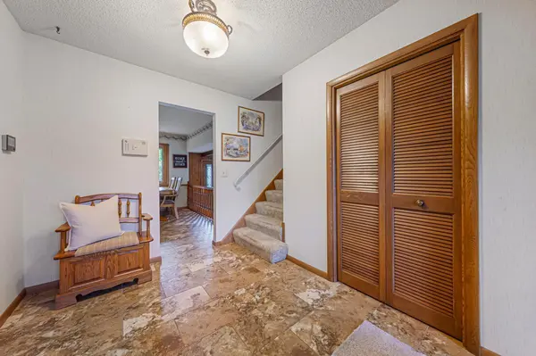 174 Spring Valley DR, Bloomington, MN 55420