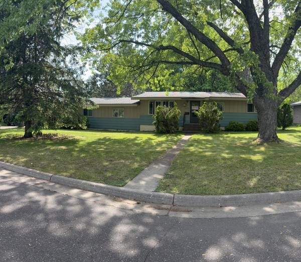 919 8th ST, Cloquet, MN 55720