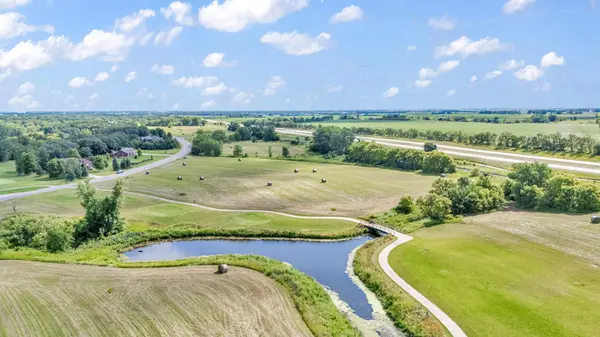 102 Savannah Heights BLVD, Lynd, MN 56157