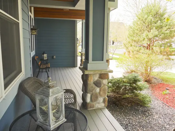 5250 167th ST W, Lakeville, MN 55044