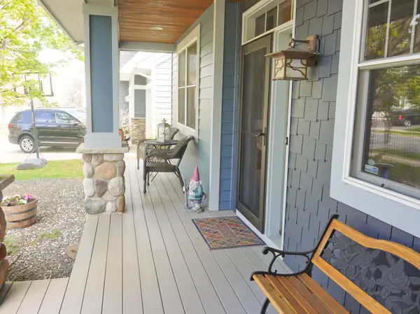5250 167th ST W, Lakeville, MN 55044