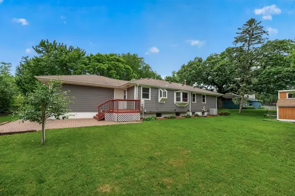 2541 Quebec AVE S, Saint Louis Park, MN 55426